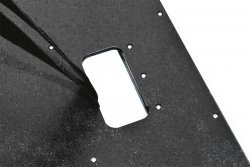 Easy to carry through a comfortable handle Easy to carry through a comfortable handle